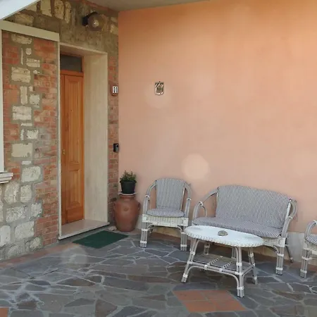 Casa Di Angela Apartment *