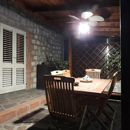 Casa Di Angela Apartment *